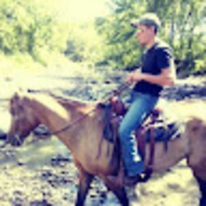 Meet your Posher, Travis